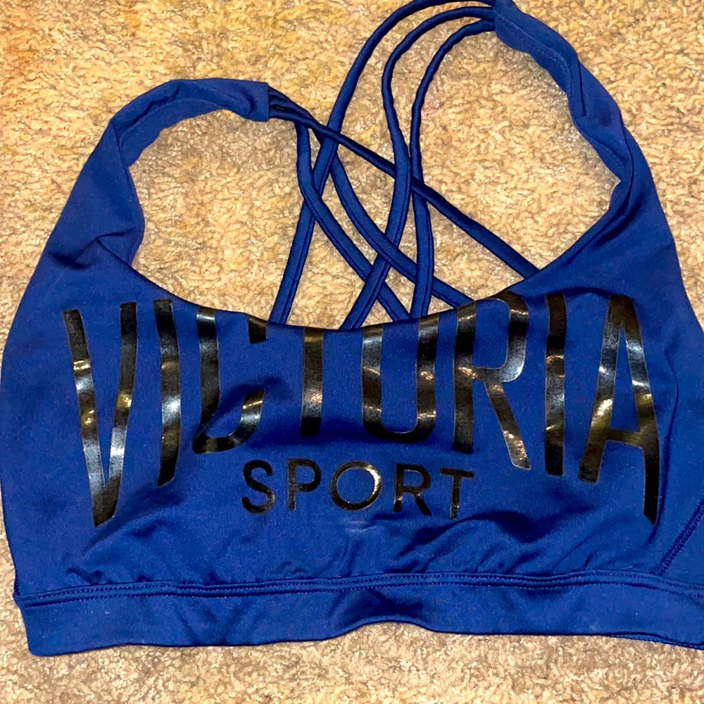Sports bra size small women’s